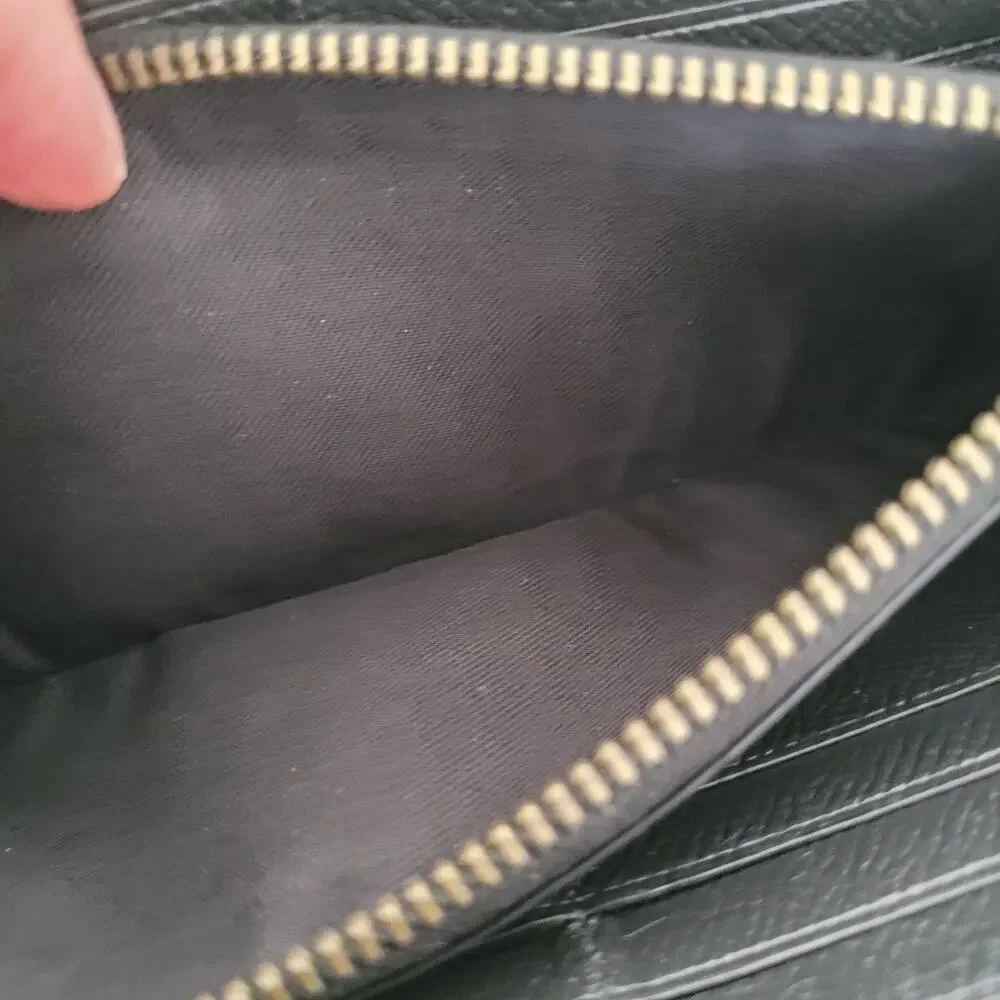 COACH New York Crossgrain‎ Leather Zip Around Wallet Clutch Black Long